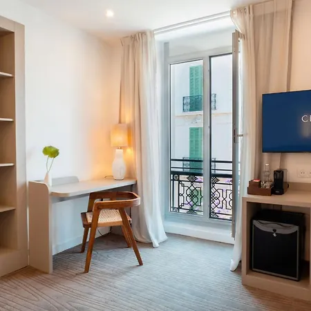 Crisol Lumiere 4* Cannes