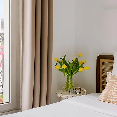 Colette Centre Hotel