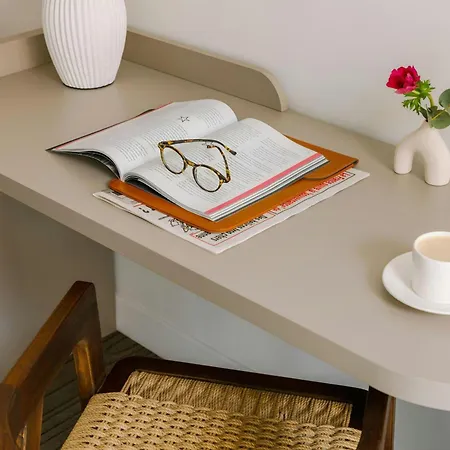 Crisol Lumiere Отель Канны