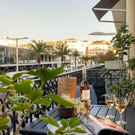 Crisol Lumiere Szálloda Cannes