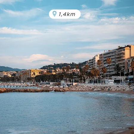 Otel Crisol Lumiere