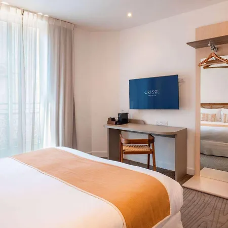 Crisol Lumiere Hotel 4*
