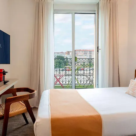 Crisol Lumiere Hotel