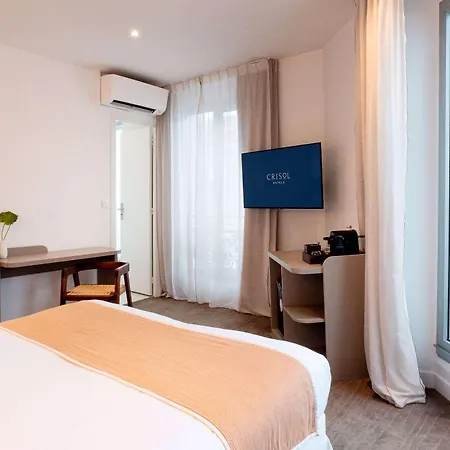 Crisol Lumiere 4*