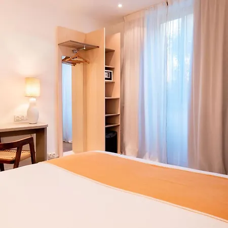 Crisol Lumiere Szálloda 4*