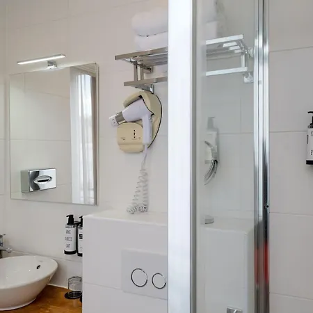 Hotel Crisol Lumière 4*