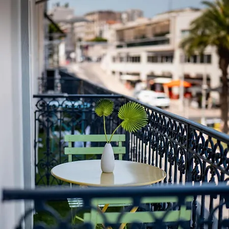 Hotel Crisol Lumiere 4*