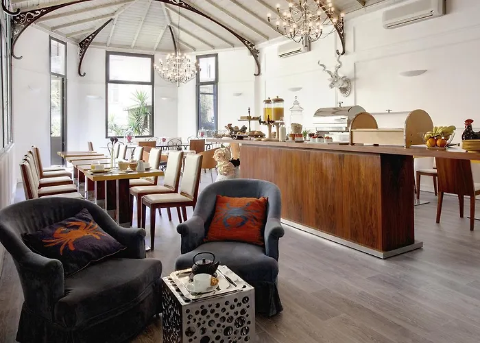 Crisol Lumiere Hotel