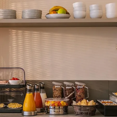 Crisol Lumiere 호텔 4*