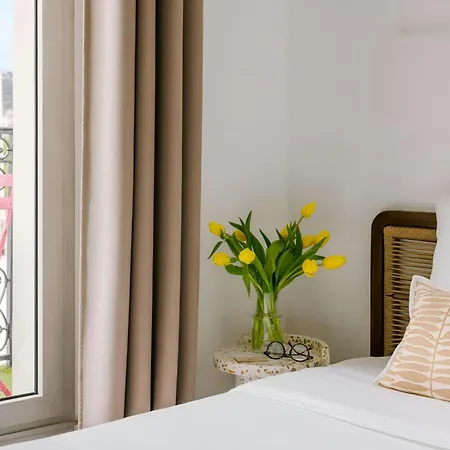 Crisol Lumiere Hotel