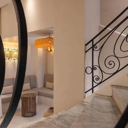 Crisol Lumiere 4*