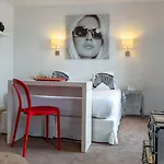 Crisol Lumiere 4*