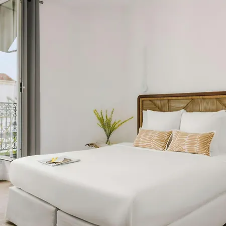 Hotel Crisol Lumiere