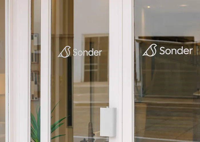 Hotel Crisol Lumiere 4*