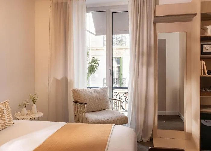 Crisol Lumiere Hotel